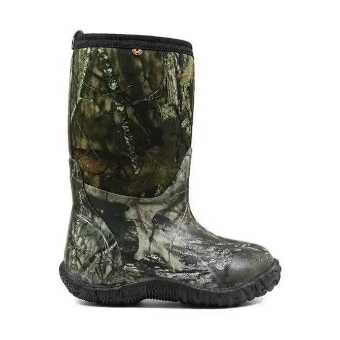 Bogs Kids’ Classic Insulated Mossy Oak Rain Boots 1