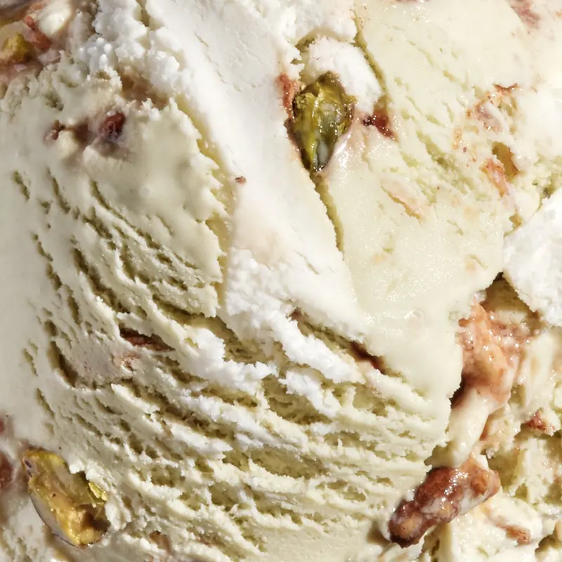 Italian-Style Pistachio-Ricotta Cannoli 1