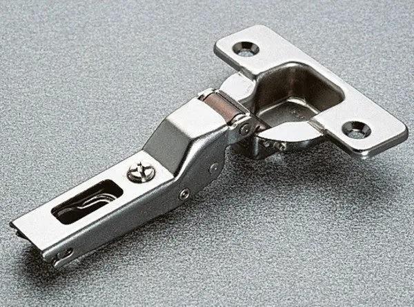 Salice 110° Half-Overlay Push-To-Open Cabinet Hinge – C2Apg99 1