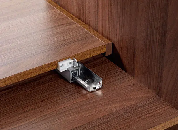 Salice 65559 Soft-Close Full-Extension Shelf Runners 1