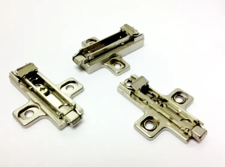 Salice Diecast Standard Clip-On Mounting Plates (Bar3R Series) 1