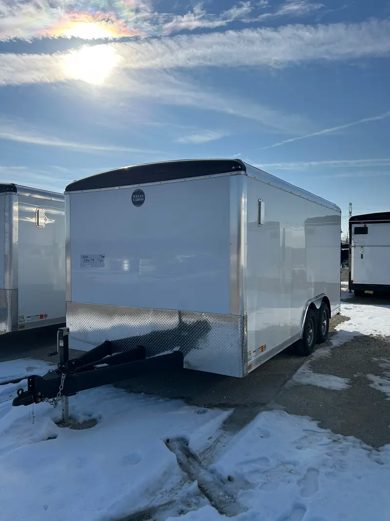 Wells Cargo Whd8516T3 16-Foot Heavy-Duty Wagon Enclosed Trailer 1