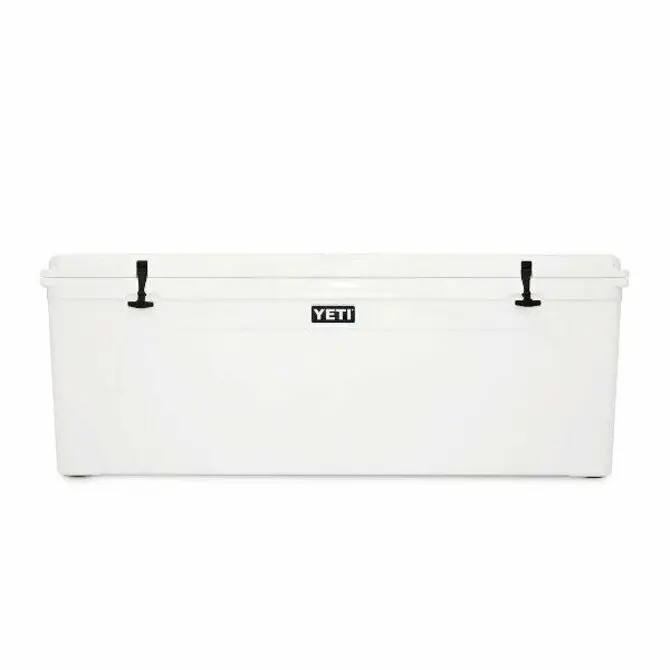 Yeti Tundra 250 Large-Capacity White Hard Cooler 1